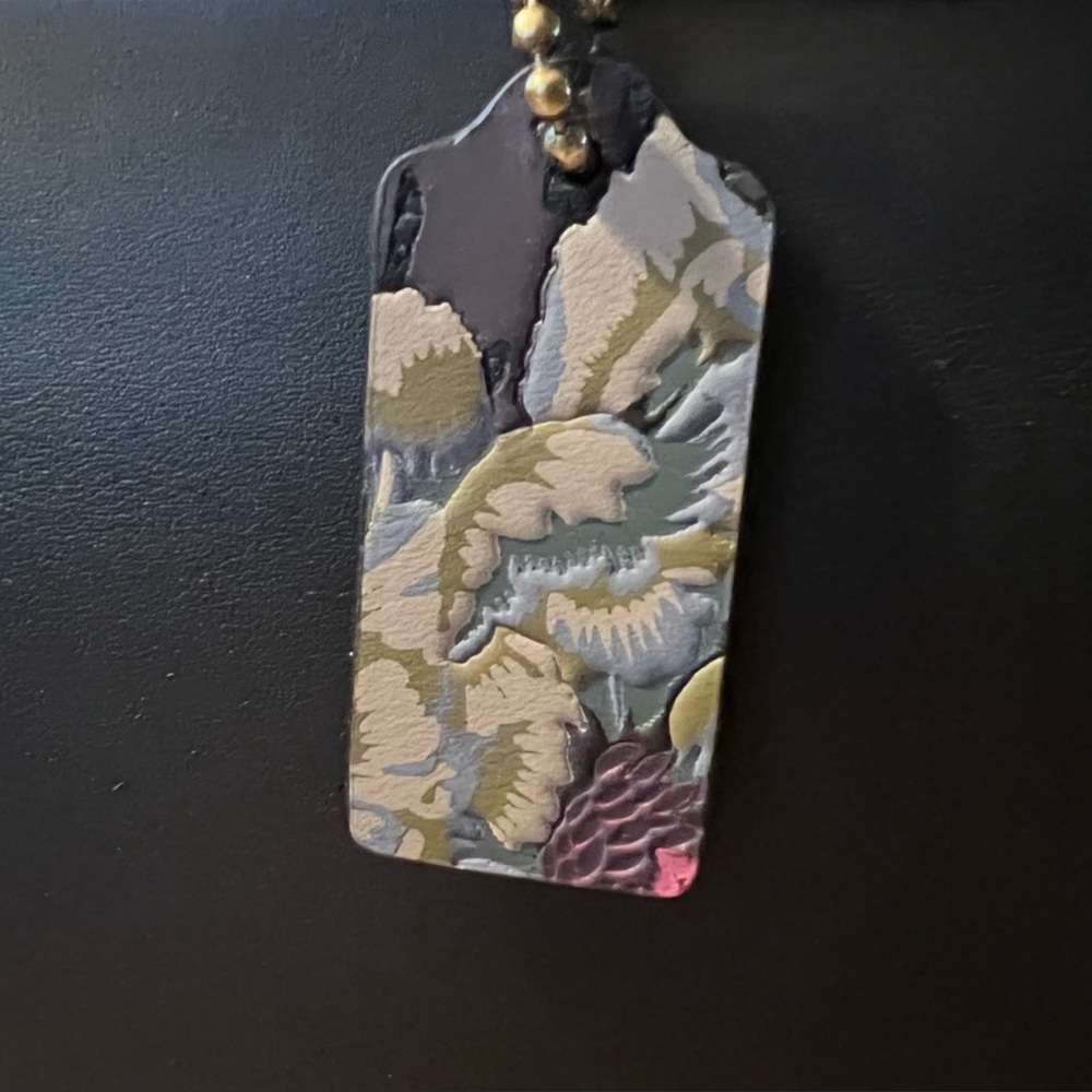 Coach kaffe fassett hang tag (ISO)